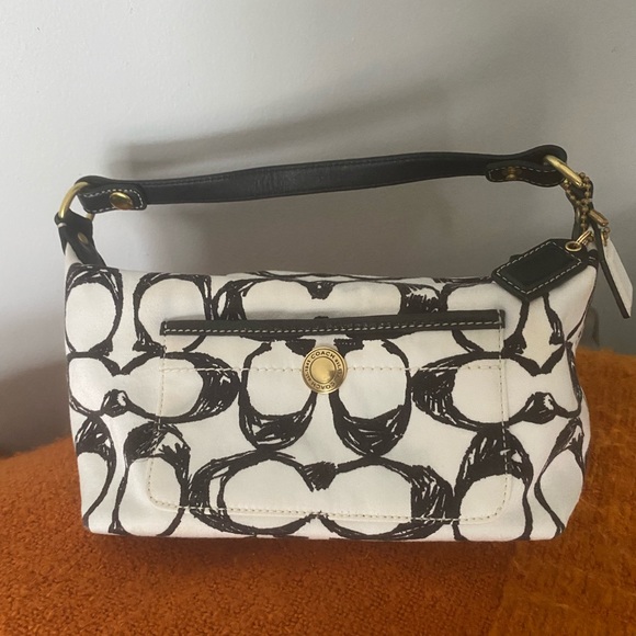 Handbag - Picture 2 of 3